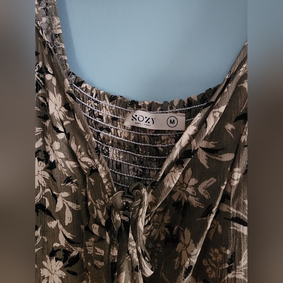 Sozy Green Floral Hailey Mini Dress Size Medium - Picture 3 of 4